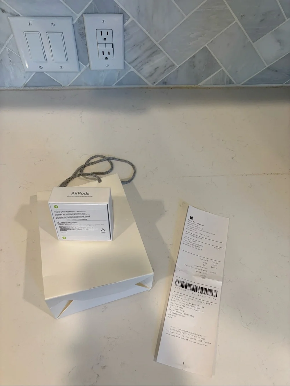 Apple AirPods 4 (ANC) — Model A3057/A3059
